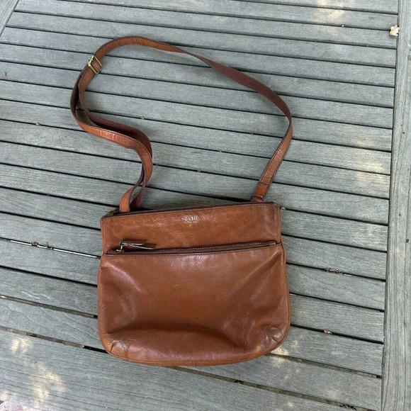 Fossil Vintage Brown Leather Small Medium Crossbody Bag Purse - Picture 6 of 9